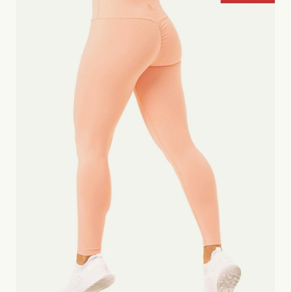 NWT RYDERWEAR adapt high waisted scrunch butt